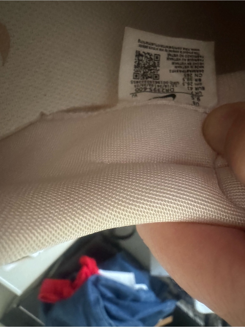 Nike Air Max Sneakers - Picture 4 of 4
